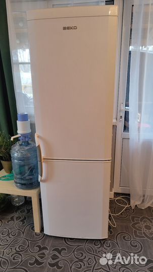 Холодильник beko