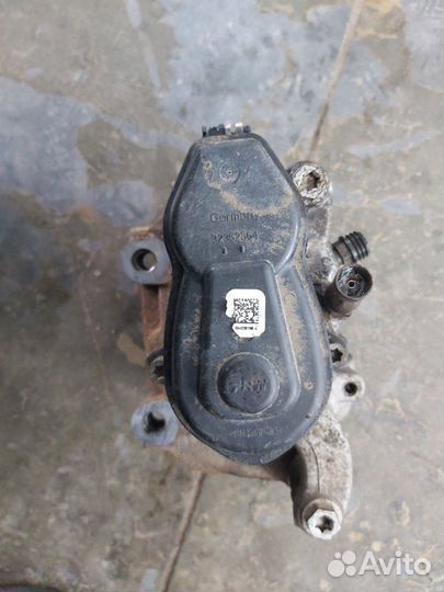 Суппорт тормозной задний правый Mercedes Gl 500