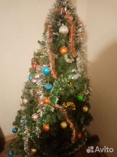 Елка искусственная