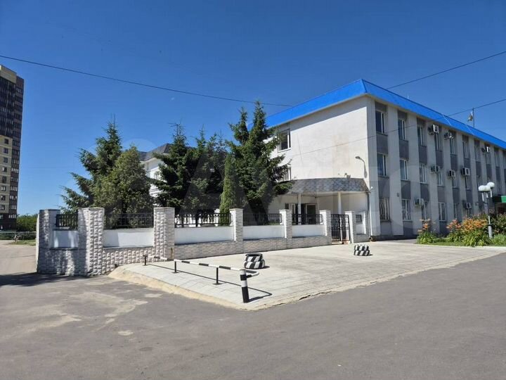 2 этажа офисов+подвал+гараж