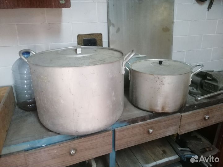 Большие советские алюминиевые кастрюли (20 и 50л)