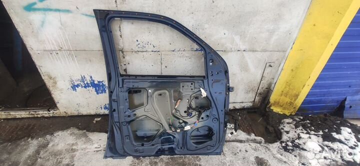 Дверь передняя левая Ниссан Навара Nissan Navara