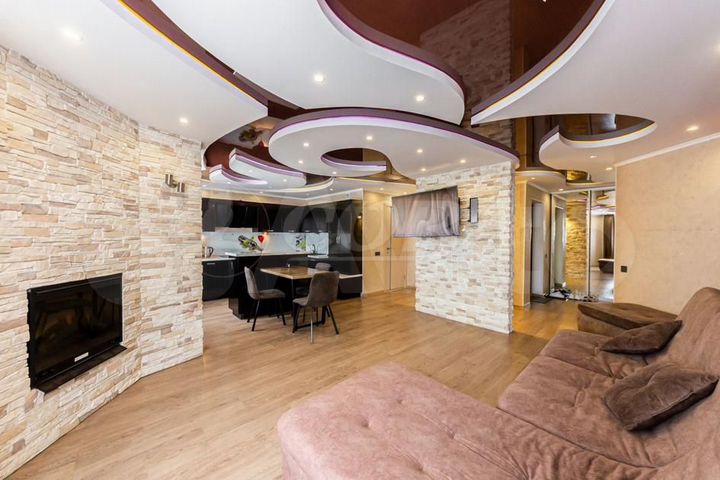 3-к. квартира, 93 м², 12/15 эт.