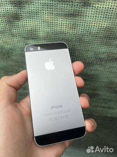 iPhone 5S, 16 ГБ