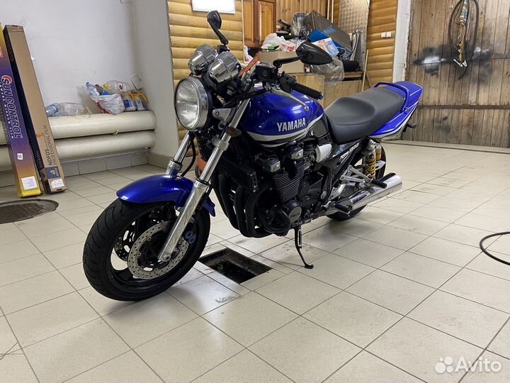 XJR1300