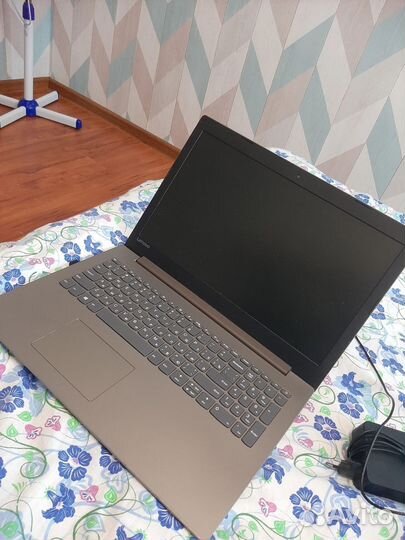 Ноутбук lenovo