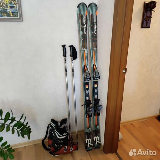 Горные лыжи и ботинки 42-43