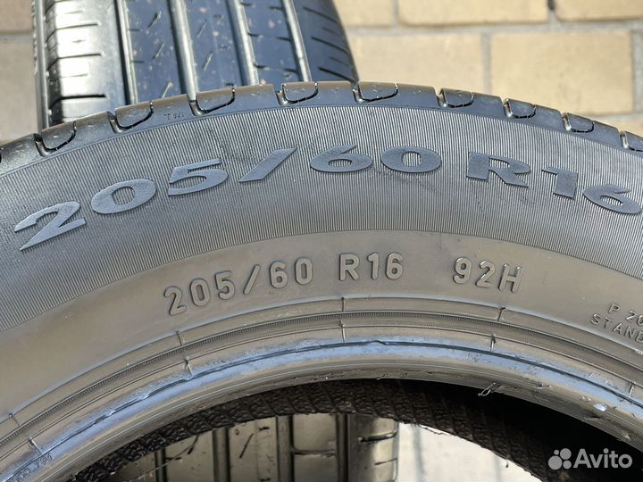 Pirelli Cinturato P7 205/60 R16 92H