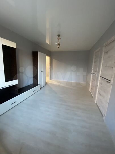 3-к. квартира, 50 м², 2/5 эт.