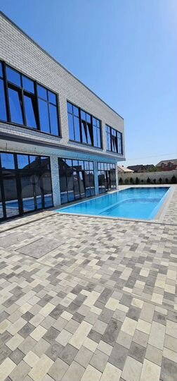 Дом 180 м² на участке 5,1 сот.