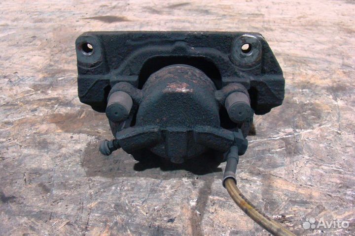 Jaguar XF Суппорт тормозной передний левый