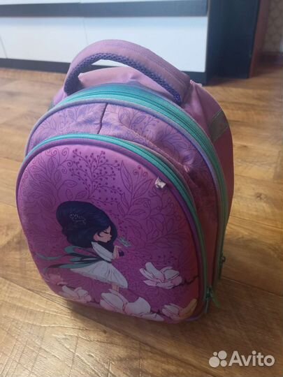 Портфель рюкзак для девочки начальных классов
