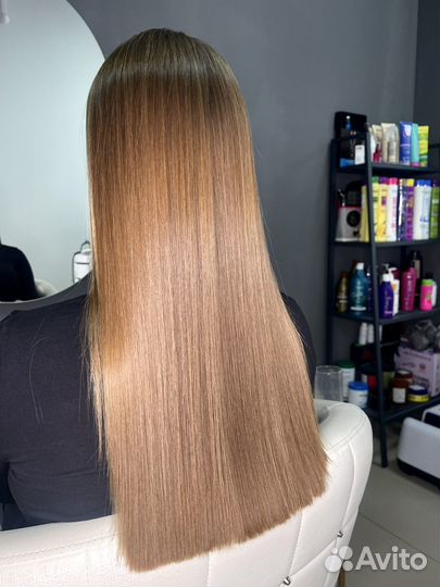 Модель на Кератиновое выпрямление волос ботокс