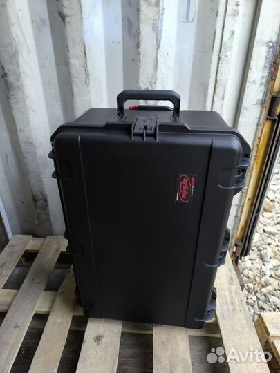 Кофр кейс на колесиках SKB 3i 2918-10 BE