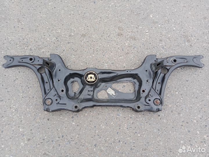 Подрамник передний Volkswagen Tiguan 2 Taos