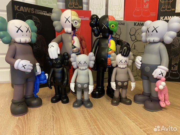 Игрушка Kaws