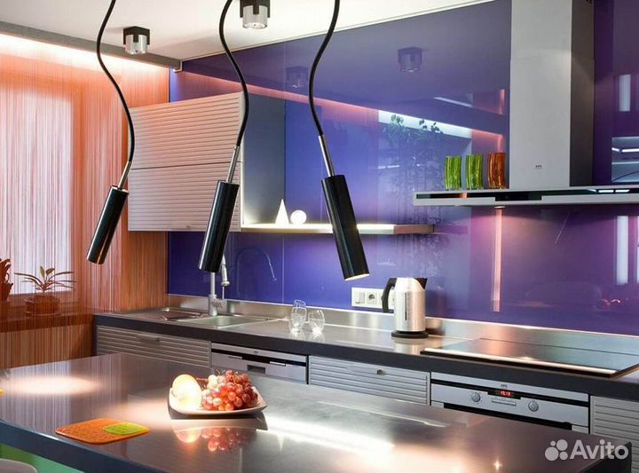 Фартук скинали для кухни из стекла