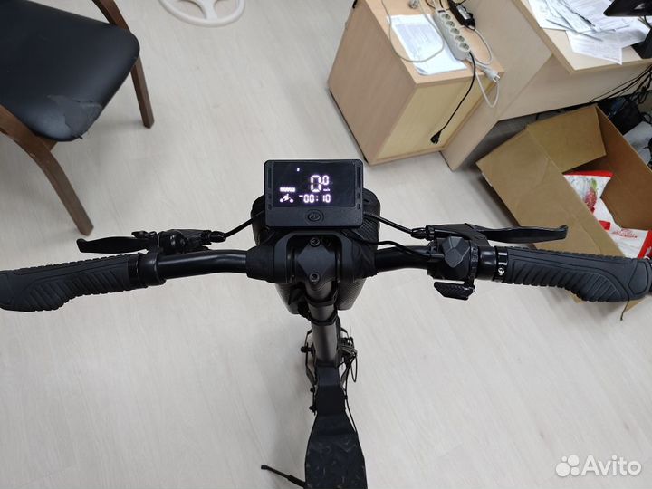 Электросамокат Amix pro