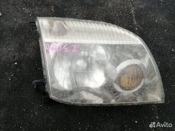 Фара передняя правая Nissan X-Trail T30