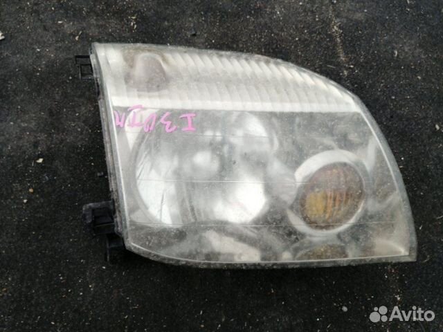 Фара передняя правая Nissan X-Trail T30