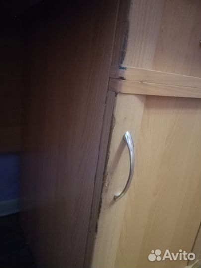 Компьютерный стол