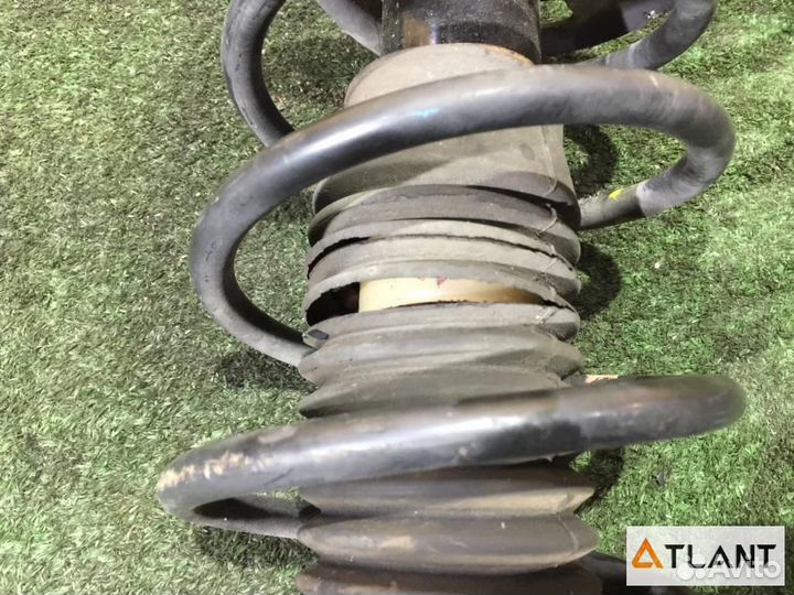 Стойка передняя toyota vitz