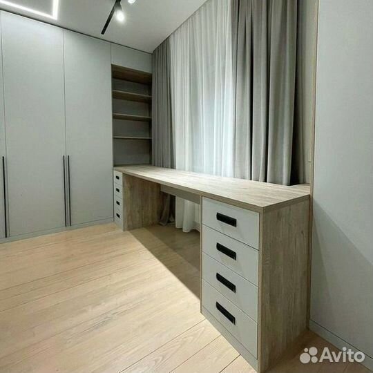 Рабочий стол угловой