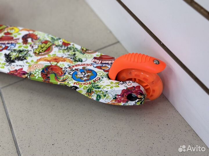 Самокат трехколесный Mini новый