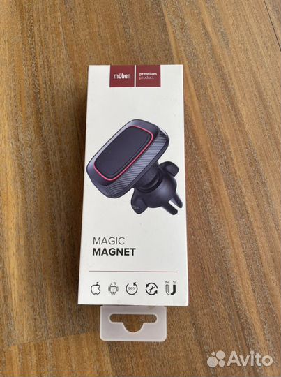 Держатель для телефона в машину