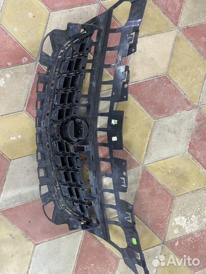 Решетка радиатора на opel astra J