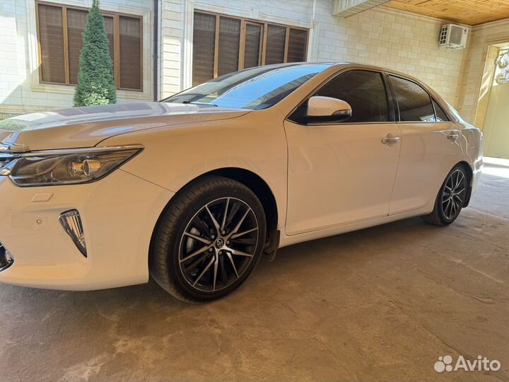 Toyota Camry 3.5 AT, 2014, 310 000 км