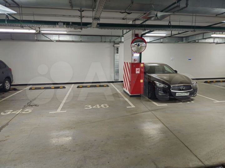 Машиноместо, 14 м²