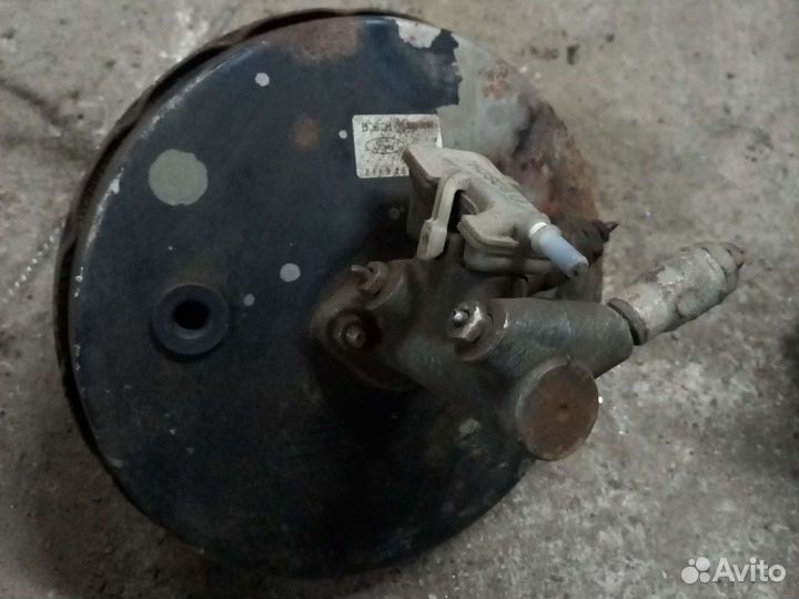 Вакуумный усилитель тормозов Ford Focus 1