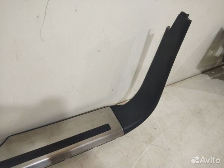 Накладка порога внутренняя передняя правая Lexus