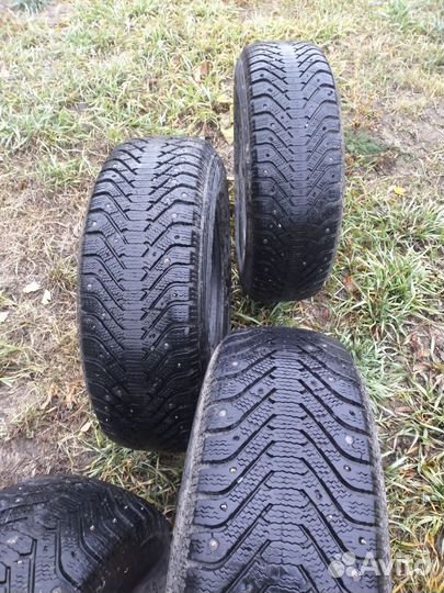 Goodyear UltraGrip Ice SUV 235/70 R16 107T