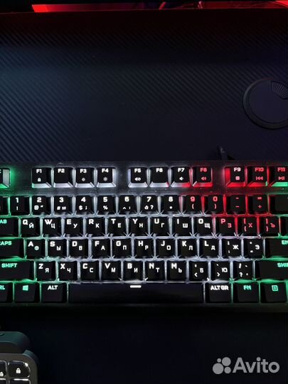 Игровая клавиатура Corsair K60 Pro Low Profile