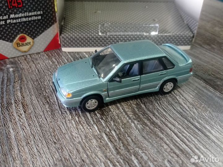 Модель автомобиля ваз 2115 Bauer Autobahn 1:43