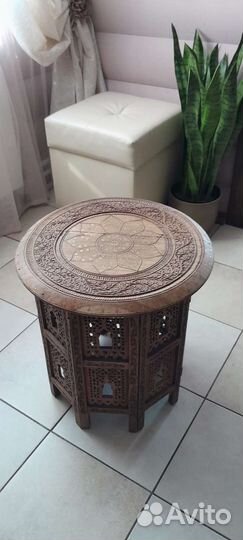 Индийский чайный столик