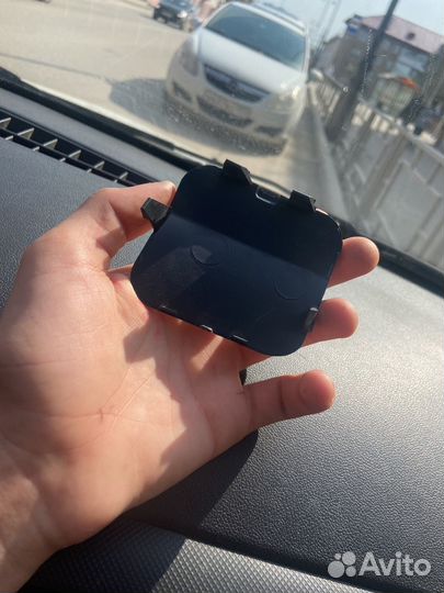 Заглушка на бампер Renault Logan 1
