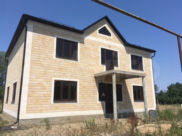 Дом 280 м² на участке 10 сот.