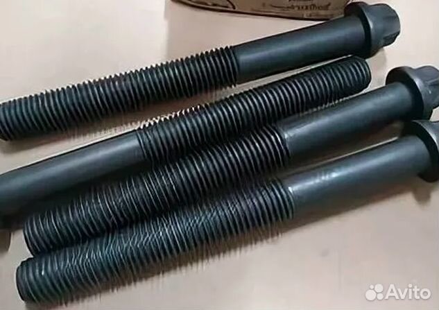 Болт гбц torx M18x2x246