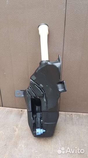 Бачок омывателя в сборе Opel Astra J(P10)