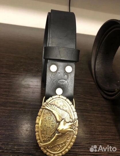 Мужской кожаный ремень