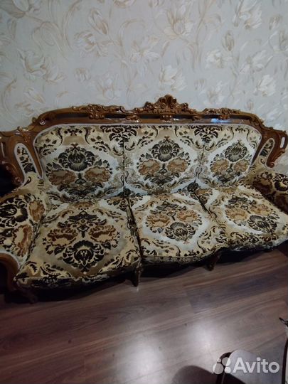 Диван и 2 кресла