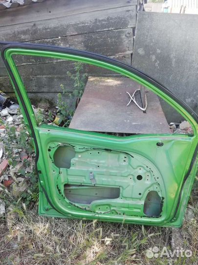 Дверь водительская Шевроле Спарк м200