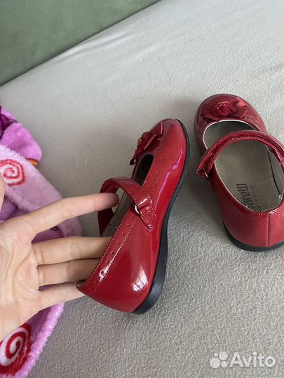 Туфли 29 размер красные лаковые