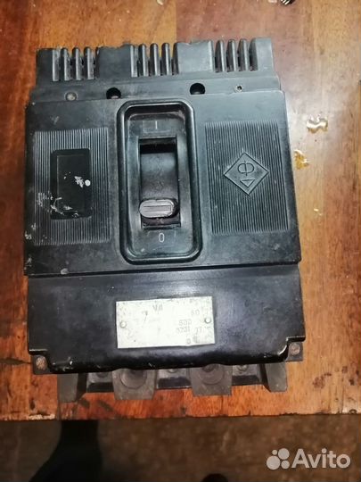 Автоматический выключатель 600А