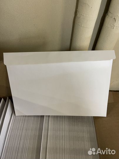 Почтовые конверты с лентой