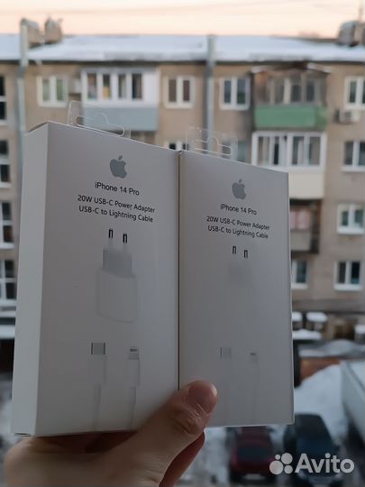 Зарядка на iPhone 20w