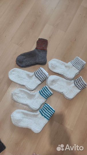 Шерстяные носки ручной вязки